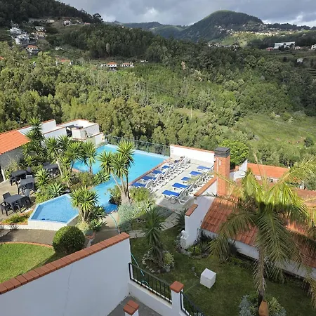 Apartamento Ocean Heated Pool&jacuzzi View Violet Santa Cruz (Madeira)